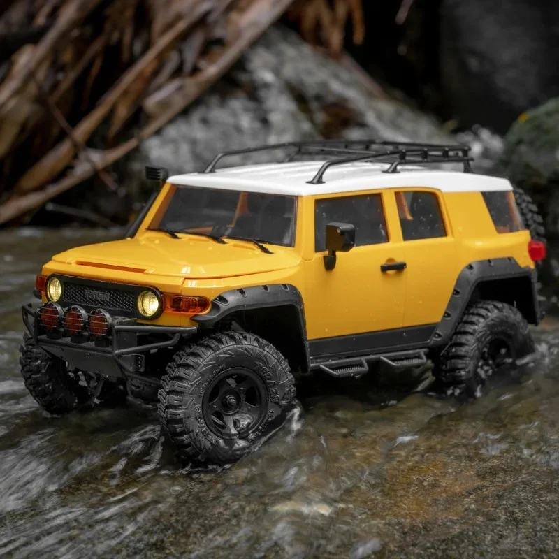 Новинка 2024 модель автомобиля Fms 1:18fj Cruiser радиоуправляемая с дистанционным