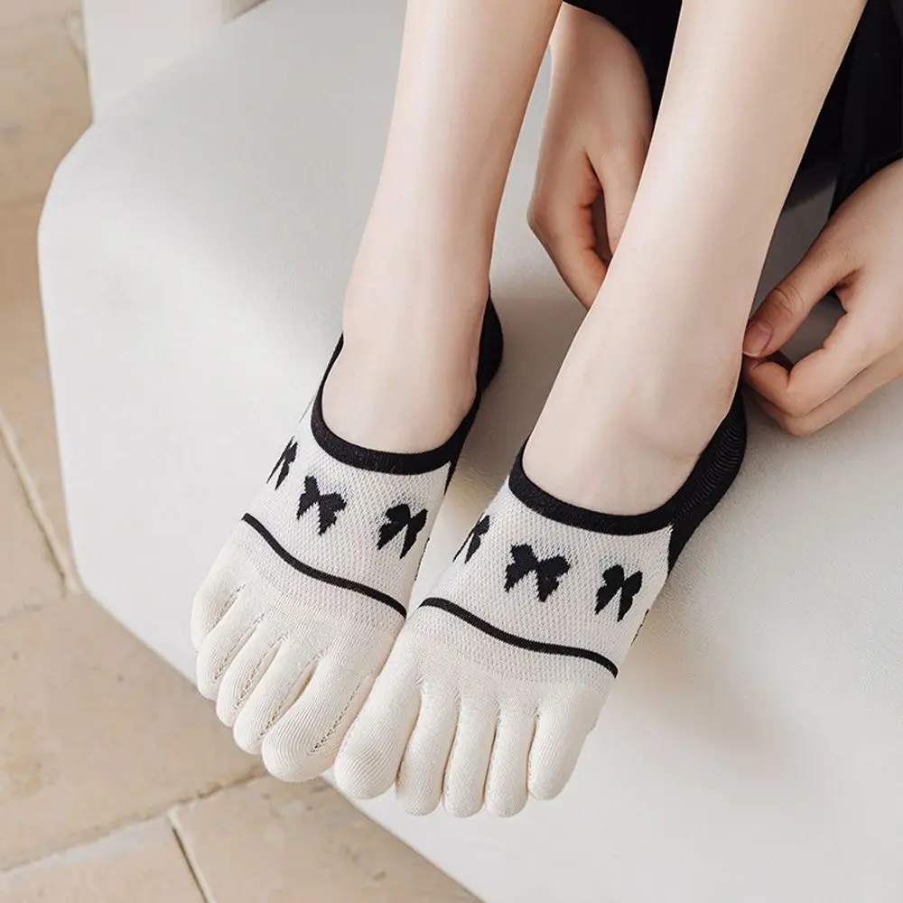 

Summer Five Finger Socks Female Cartoon Cute Color Matching Split Toe Socks Silicone Non-slip Invisible Socks Sport Socks