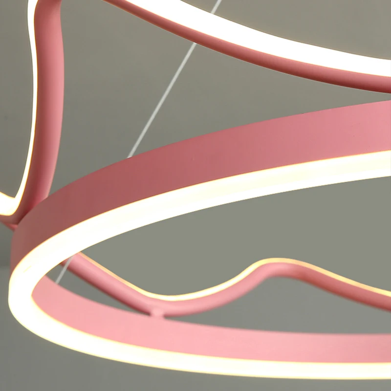 Скандинавская светодиодная люстра с короной подходящая для столовой спальни