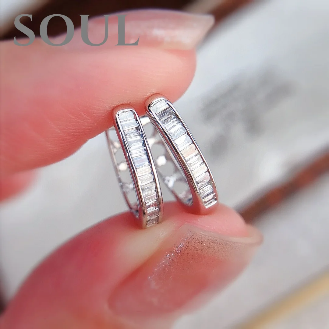 

SOUL Real 18K White Gold Stud Earrings Female Real Diamond Earring Engagement Party Jewelry Hollow-out Shape
