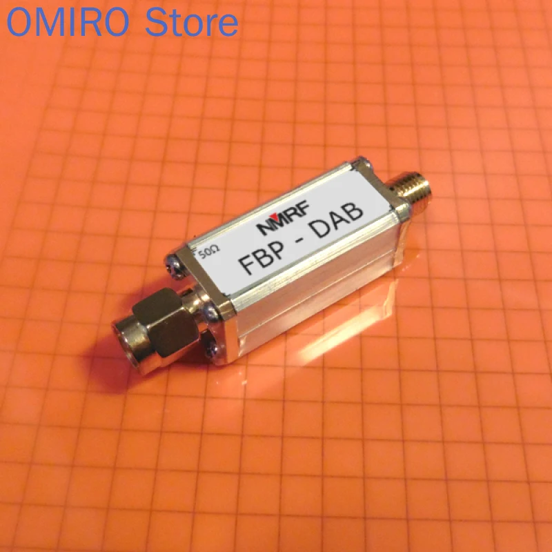 204 (175-237) МГц DAB (цифровое аудио вещание) маленький полосный фильтр SMA интерфейс |