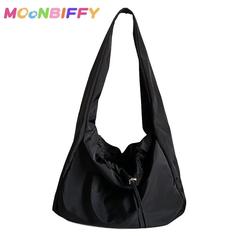 

Large Capacity Nylon Mummy Bag Fashion Shoulder Bag for Women Travel Crossbody Bag Light Portable Handbag Baby Organizer