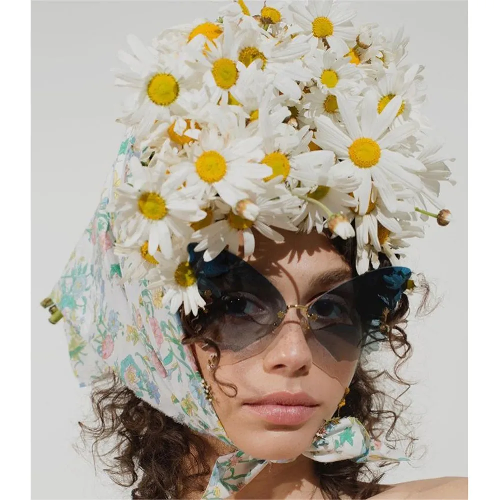 

Женские солнцезащитные очки без оправы в стиле ретро, дизайнерские винтажные, с УФ-защитой, в металлической оправе, с украшением в рождестве...