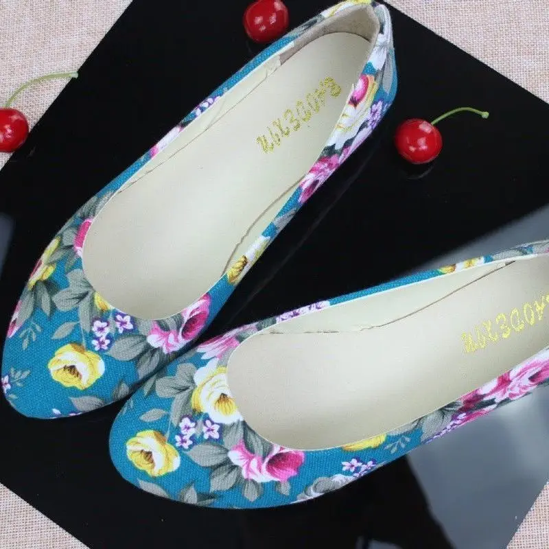 

Flower Print ethnic Women Shoes Woman Ballerinas Large Size 42 Womens Loafers Ladies Shoes Ballet Women Flats Zapatos Mujer