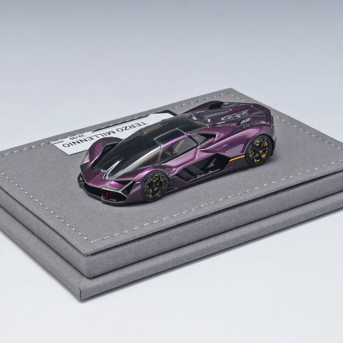 Фото PANTHOM 1:64 Terzo Millennio концептуальный автомобиль, коллекция моделей автомобилей из смолы, подарок №4