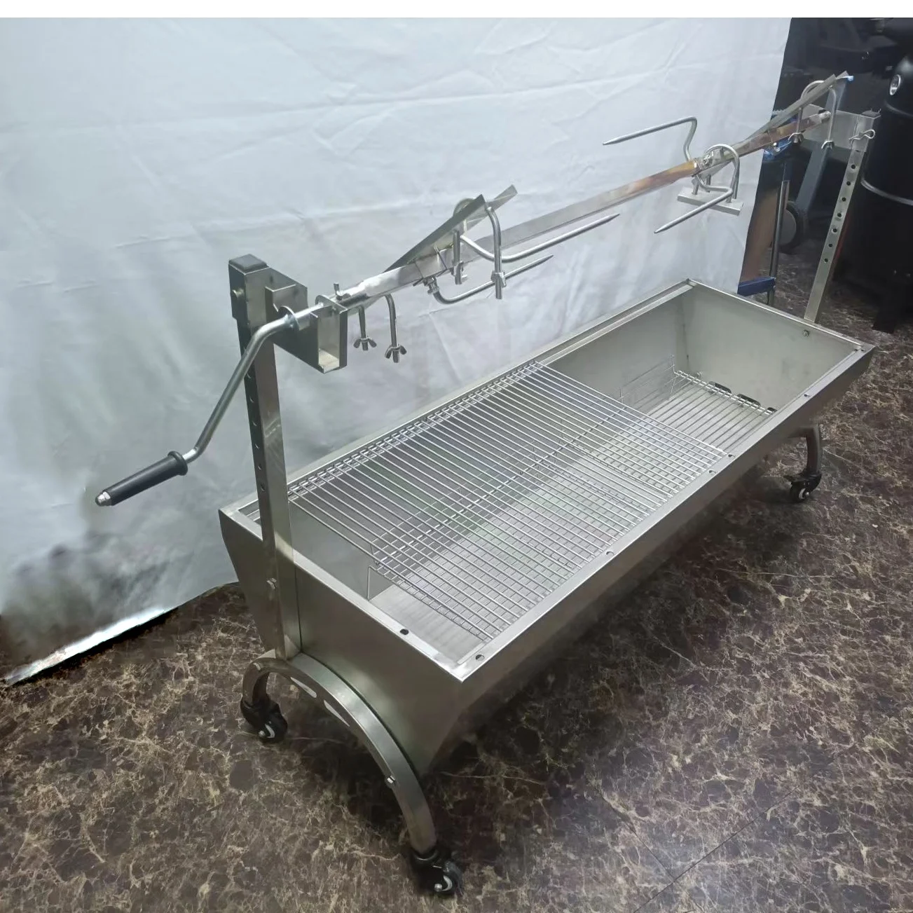 Высококачественный гриль-вертушка на угле жаровня гриль колесиках из