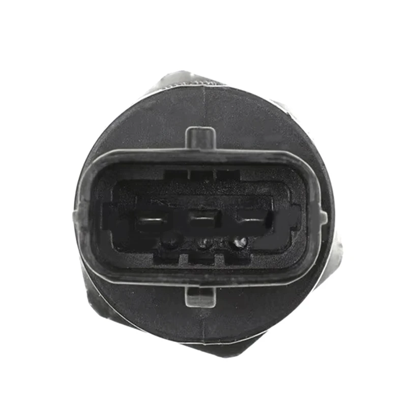 0281006163 Датчик давления впрыска топлива Common Rail для Toyota Auris Corolla Urban Cruiset Yaris 1.4 D4D