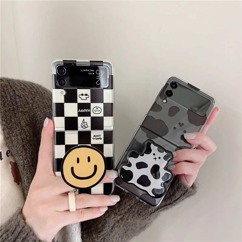 INS Checkerboard Cow Holder Phone Case for Samsung Galaxy Z Flip 4 3 Hard Cover for ZFlip3 Zflip4 Solid Shell Bracket