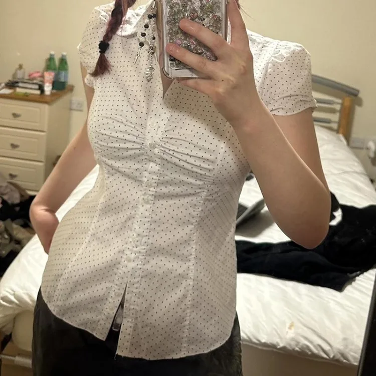 Рубашка женская с воротником-стойкой однобортная приталенная Блузка оборками и