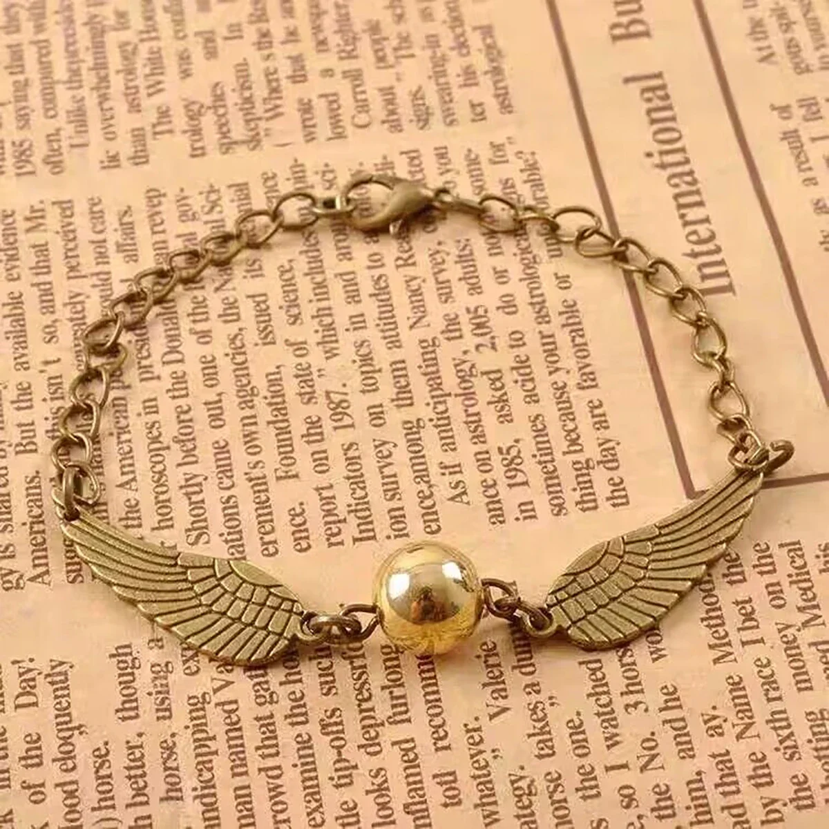 Фото Золотой браслет Potter Multi Wings Snitchs Сова Хедвиг Многослойный браслет ручной работы для фанатов подарки №2