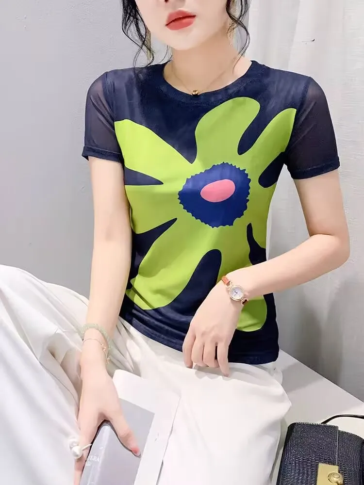 Женская футболка с цветочным принтом элегантная Приталенная круглым вырезом