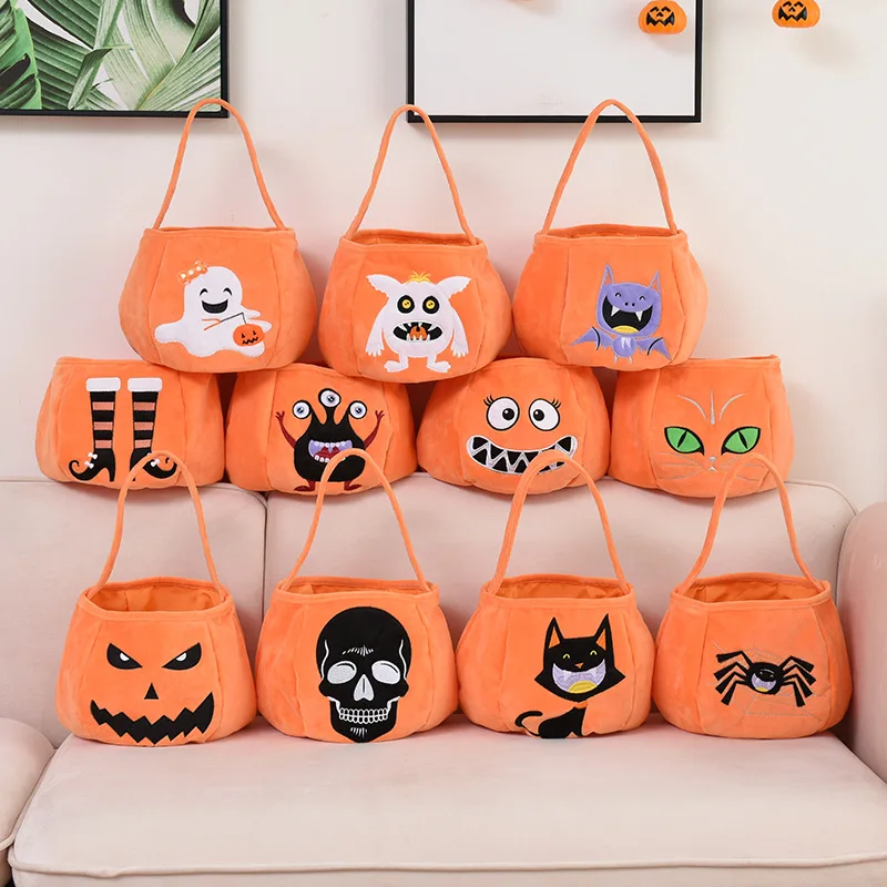 

Halloween Decorations Simulation Pumpkin Print Basket Skull Ghost Face Bat Tote Bucket Candy Basket
