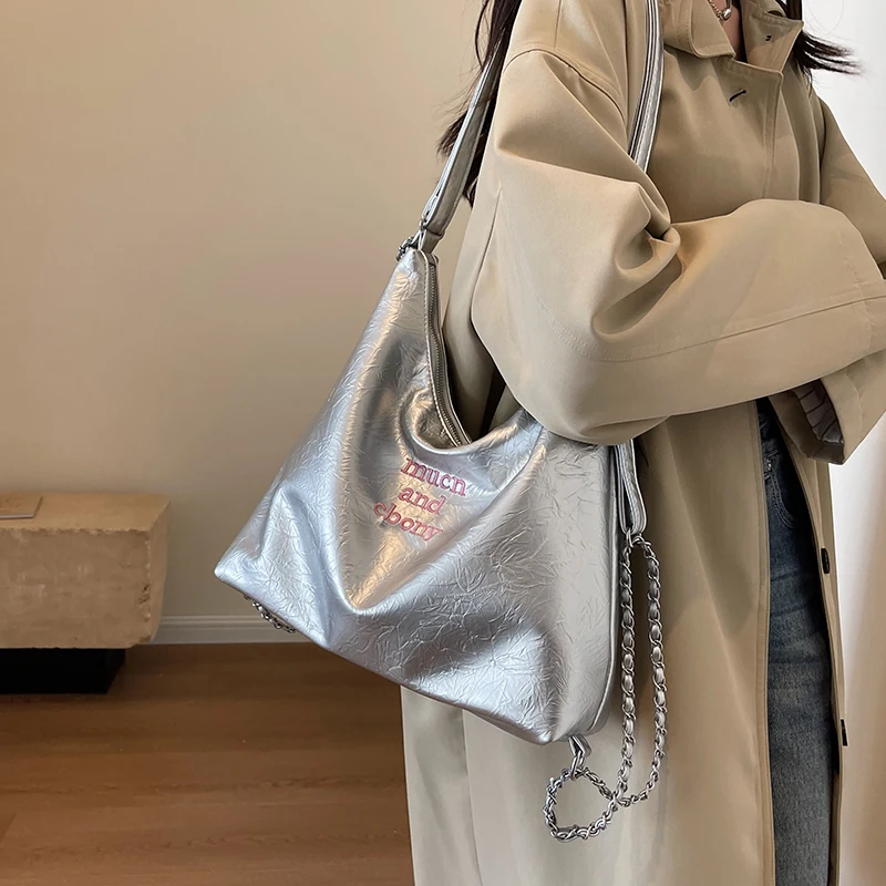 Вместительная многофункциональная кросс-боди сумка для женщин 2024 мягкая