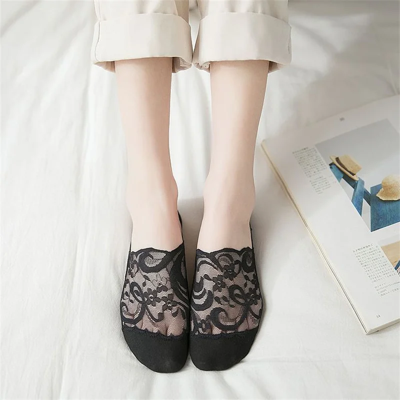 

2/3/4Pairs Summer Socks Women Transparent Flower Lace Stockings Hollow Out Boat Socks Harajuku Female Soft Low Short Socks Peds
