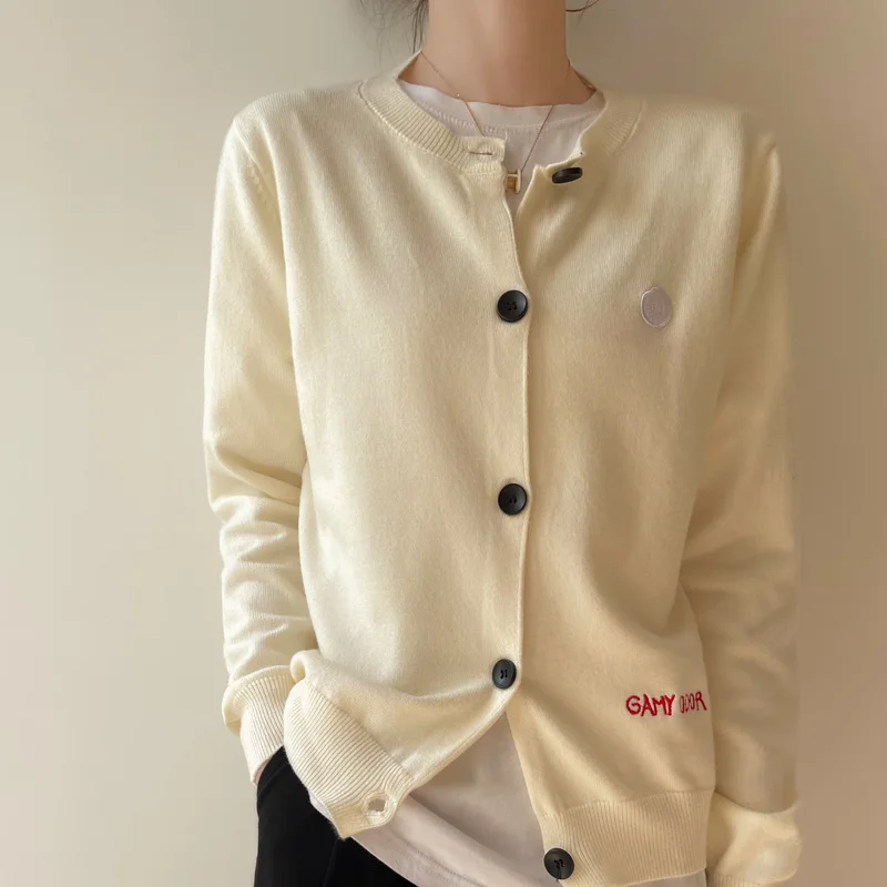 

Spring Design Sense French Temperament All-Match Knitted Embroidered Cardigan With A Fashionable And Elegant Round Neck Sweater