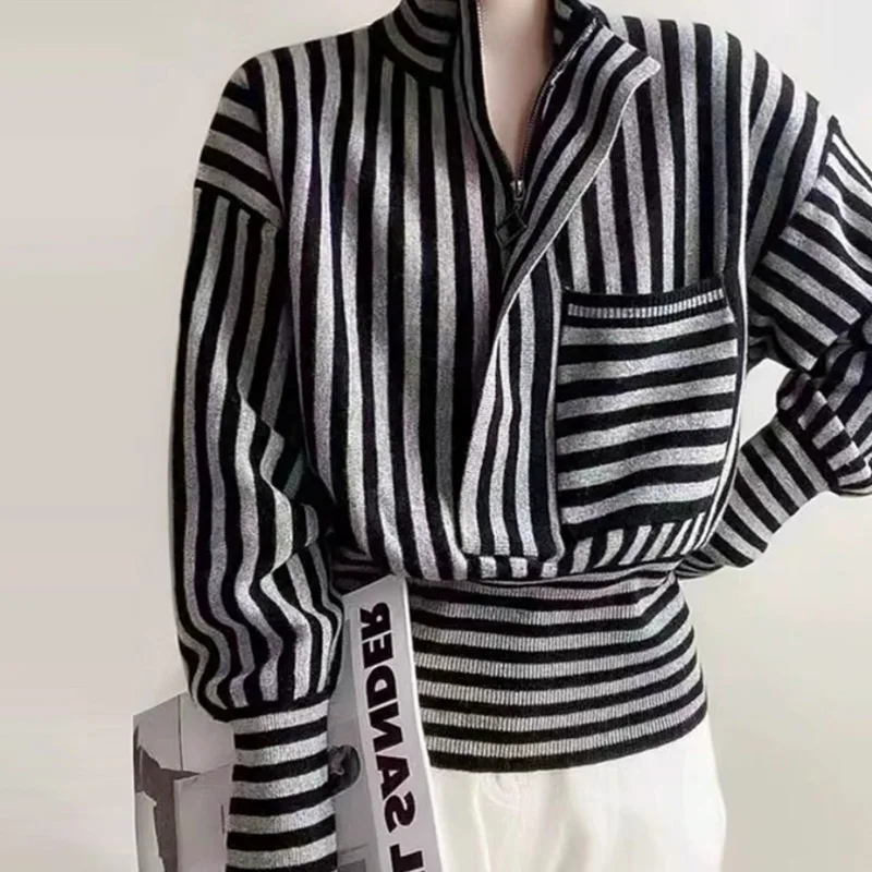 

2023 Fall and Winter Fashion New Women's Long-Sleeved Striped Tops Niche Design Sense Loose High Neck Retro Casual Trend Sweater