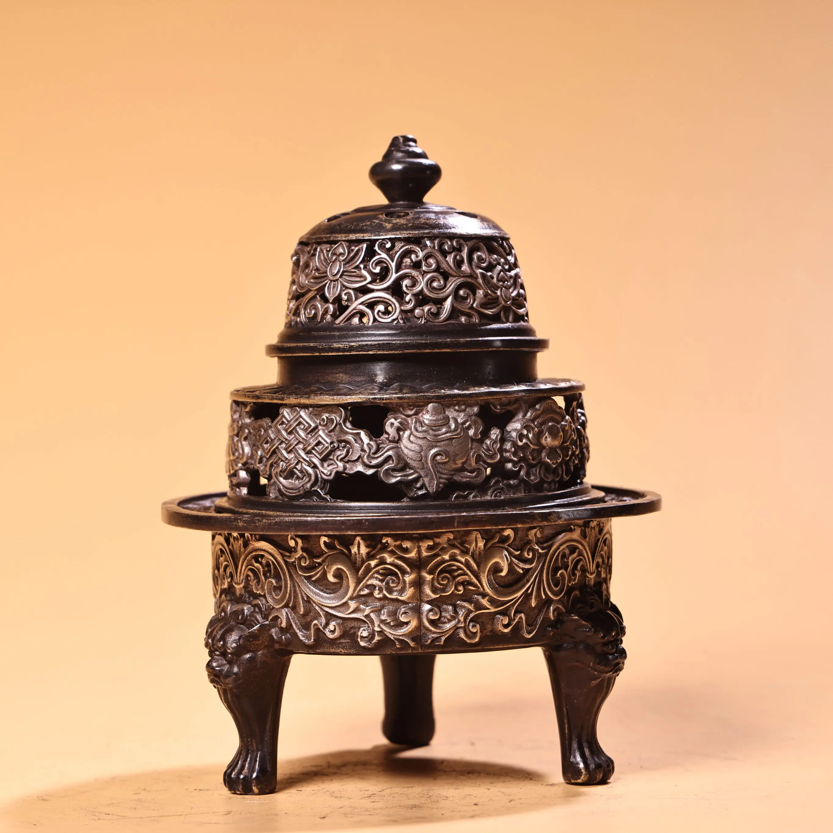 Курильница Ji Xiang Ba Bao — изысканное латунное мастерство посеребрение антикварный