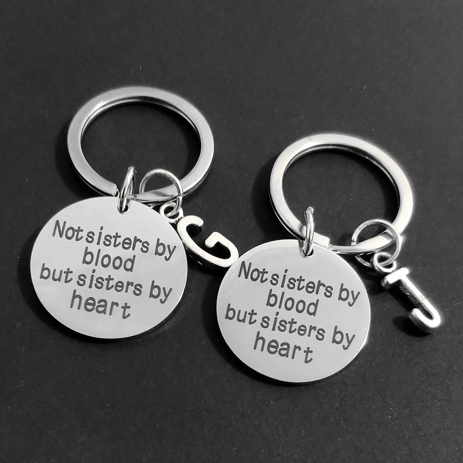 

Carabiner for Keys Birthday Creative 26 Initials Keyring Sister By Heart Ornaments Gift Best Friend Stainless Steel Lettering