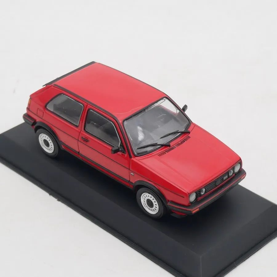Фото Металлическая модель автомобиля Ixo 1:43 VW GOLF 2 GTI 1984 года №5