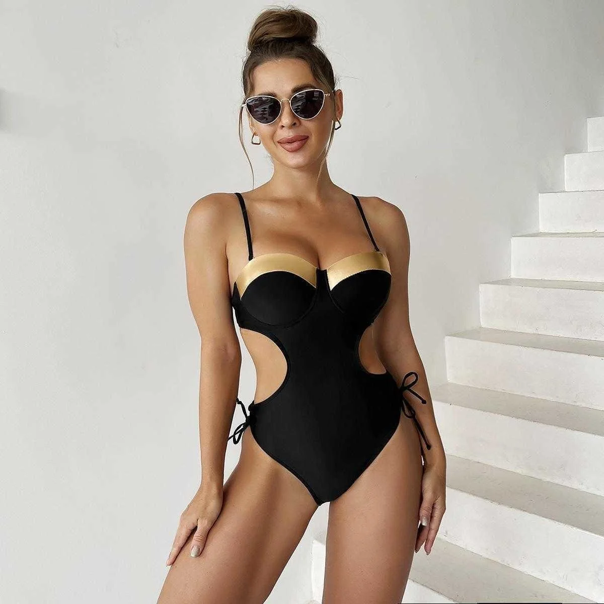 

Womens One Piece Bikini Bronzing Hard Bag Stitching Tied Sexy Swimsuit