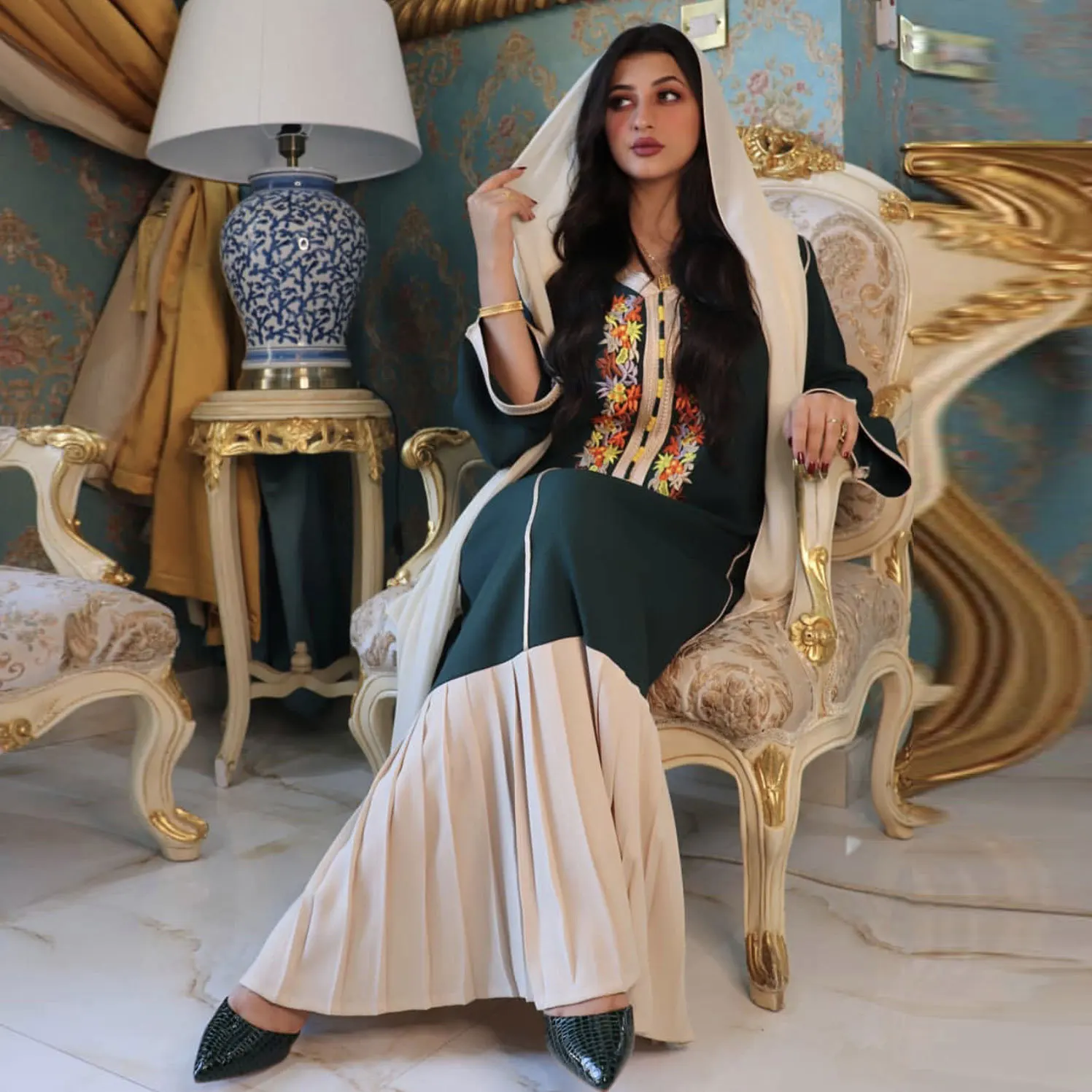 Trandional Style Dubai Fashion Robe Abaya Women's Clothing Autumn Winter Muslim Trade All Season Embroidery Lace Chiffon Dress