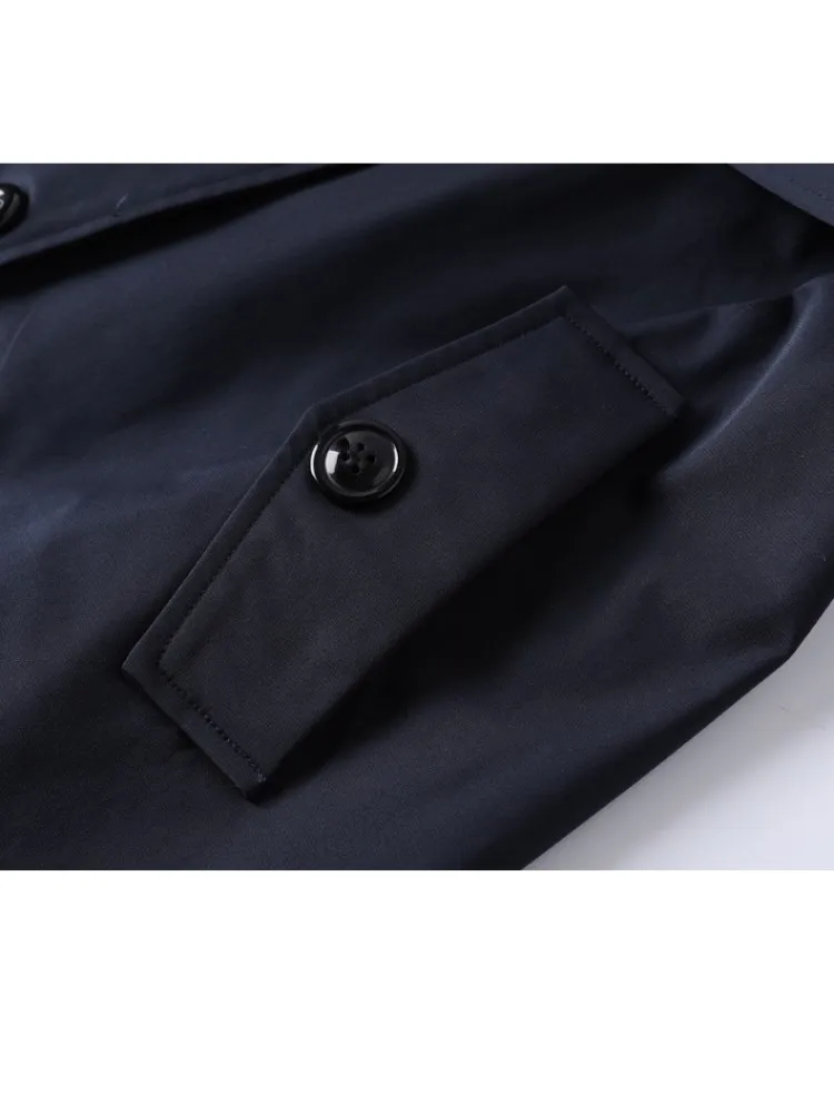 Рисунок 6 - Женский Длинный тренчкот