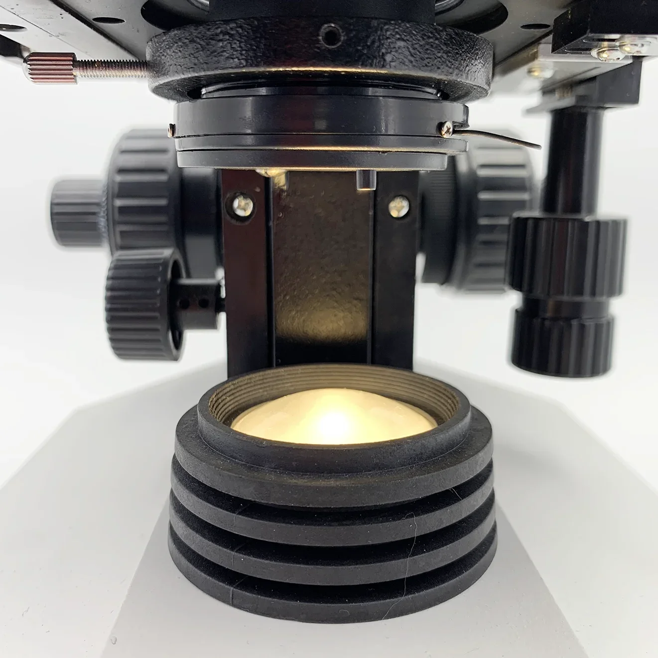 Самый дешевый Биологический микроскоп