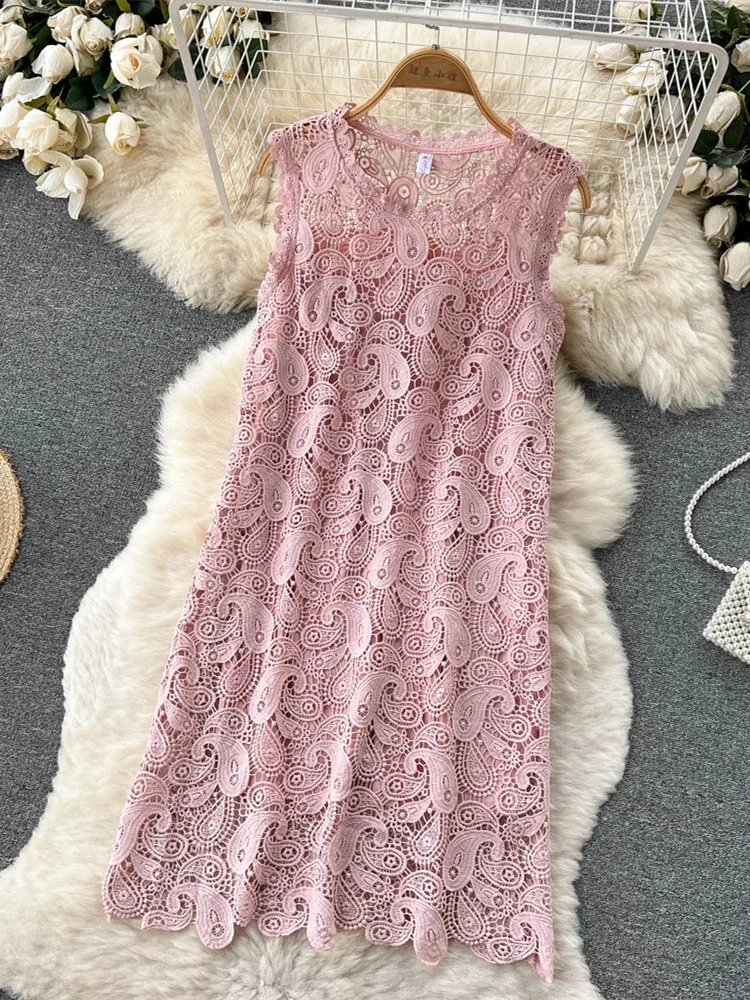Женское кружевное платье без рукавов ажурное однотонное до колен с круглым