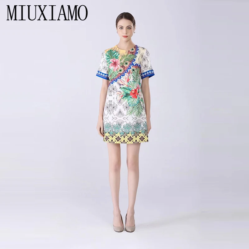 

MIUXIMAO 2022 High Quality Autumn&Winter Elegant Dress Short Sleeve O-Neck Print Diamond Fashion Mini Dress Women Vestide