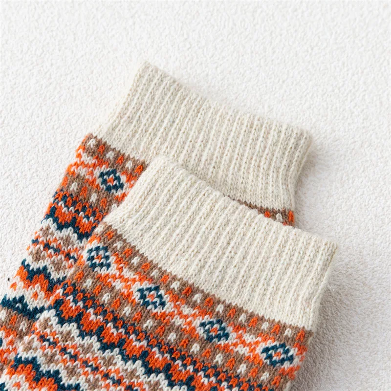 5 Pairs Autumn Winter Women Wool Socks Waves Thick Line Warmer Ethnic Style Cashmere Thermal Thicken Women Socks
