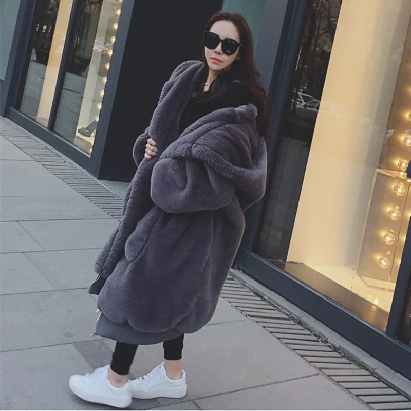 Plus Size 2022 New Winter Women Faux Fur Coat Fashionable Beaver Rabbit Hair Thicken Warm Long Hooded Loose Casual Female Parka