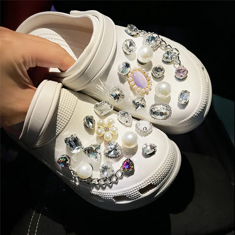 1 Pack Set Croc Charms Designer Cute Diy Buckle Accessories for Girls Bling Rhinestone Shoes Flower Metal Chain Crocs Decoration