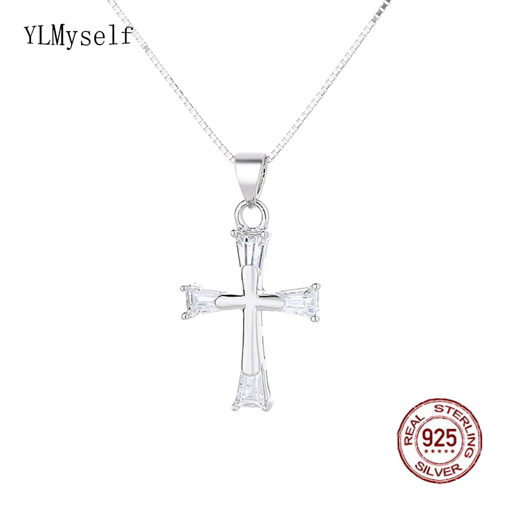 

Ожерелье из серебра 925 пробы с искусственным цирконием