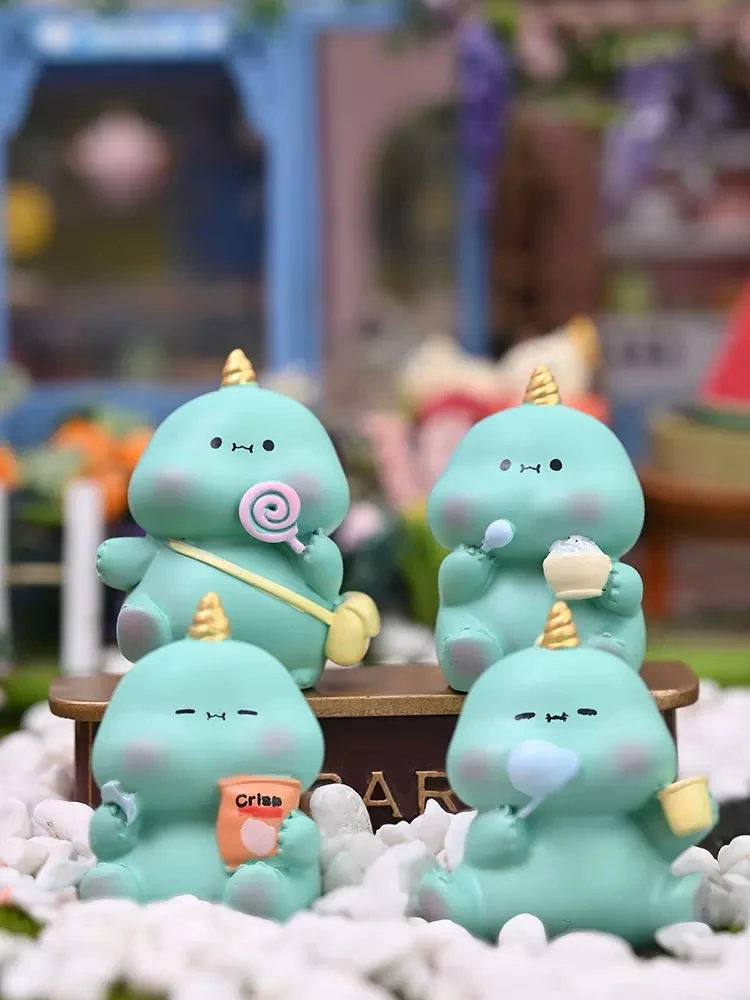 

Dinosaur Car Computer Screen Crouching Mini Office Desktop Decoration Accessories