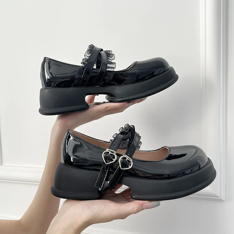 

Shoes Woman Flats Shallow Mouth All-Match Clogs Platform British Style Oxfords Dress Creepers New Summer Retro Preppy Leather PU