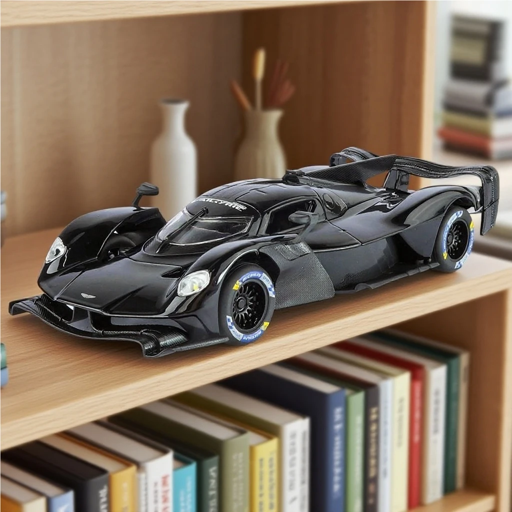 Фото Масштабная модель автомобиля Aston Martin Valkyrie 1:24 из сплава, коллекционная, с открывающимися дверями, звуком и светом, спортивный автомобиль, подарок №1