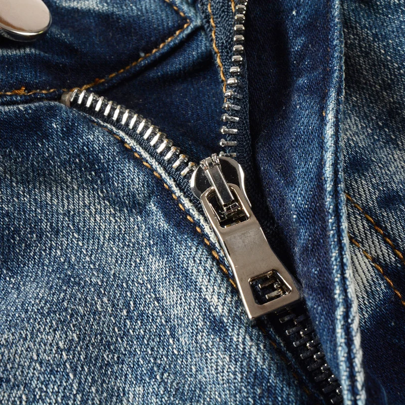 Fashion Streetwear Men Jeans Retro Light Blue Stretch Slim Fit Hole Ripped Jeans Men Brand Patch Designer Hip Hop Pants Hombre