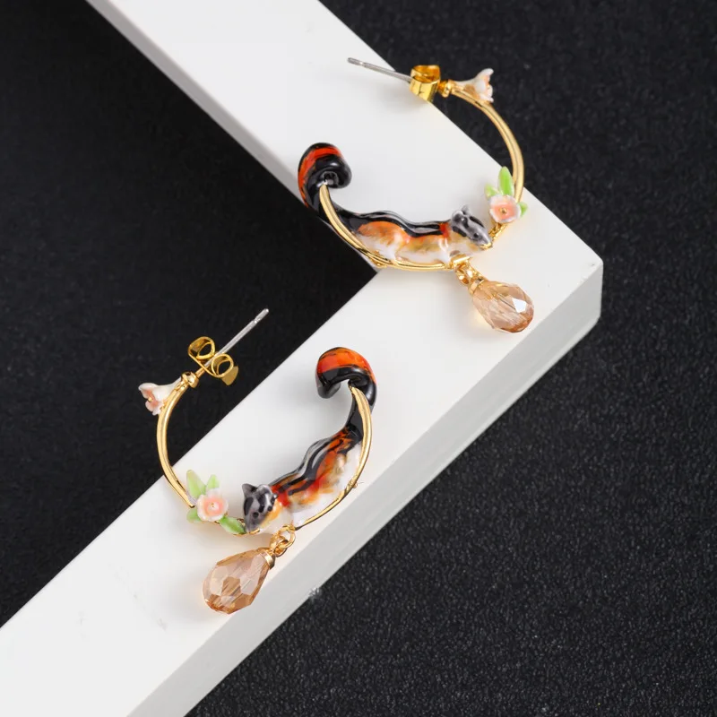 

Custom Women Earring Hand-painted Enamel Chipmunk Circle Aros For Fashion Lady Gift Vintage Aretes Personality Jewelry 2022New