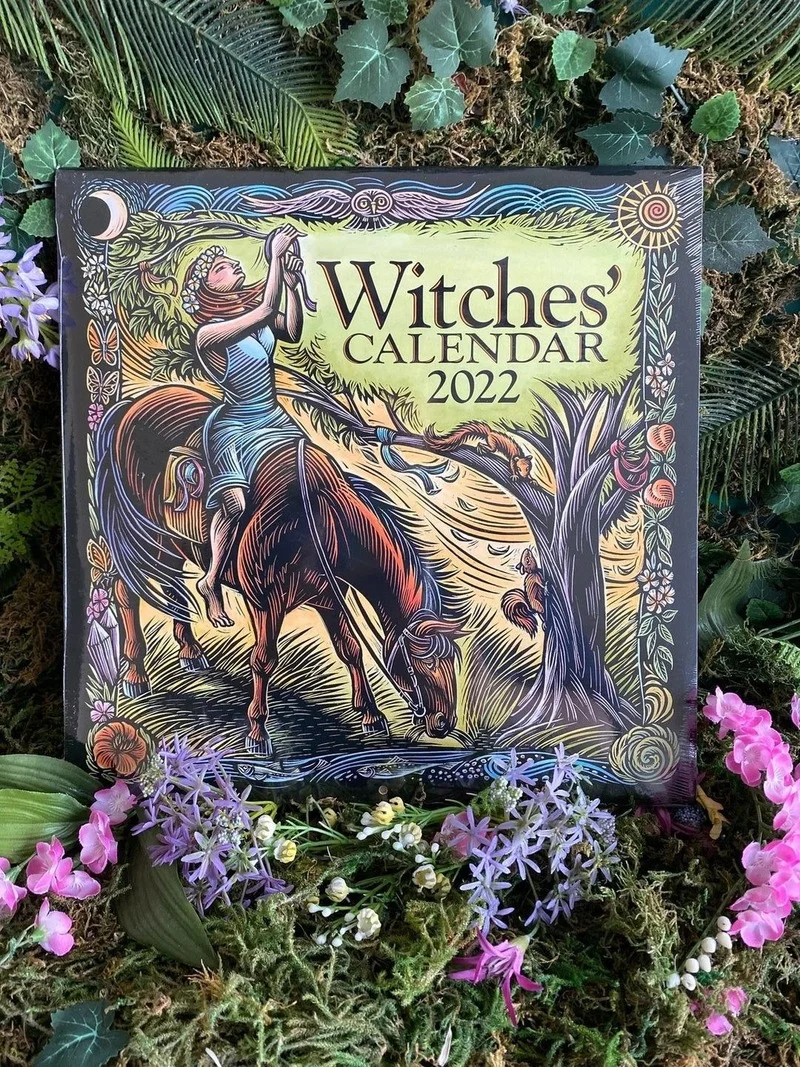 

2022 New Witches Calendar Witch Gifts Wall Calendar Retro Style Art Wall Calendar Work Calendar Home Wall Decor for Gifts