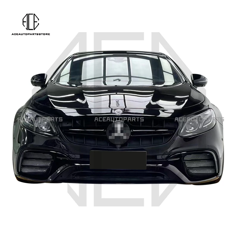 Фото Комплекты обвесов для 2-дверного Mercedes-Benz E-класса W238 2016-2020 годов выпуска, модернизация до E63s: передние бамперы с решеткой радиатора, крылья, капоты, задний диффузор с насадкой. №2