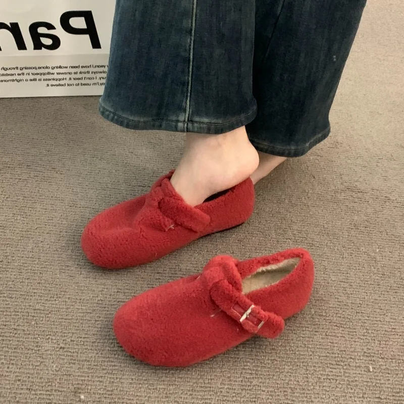 Замшевые меховые лоферы на плоской подошве женская обувь зимняя брендовая