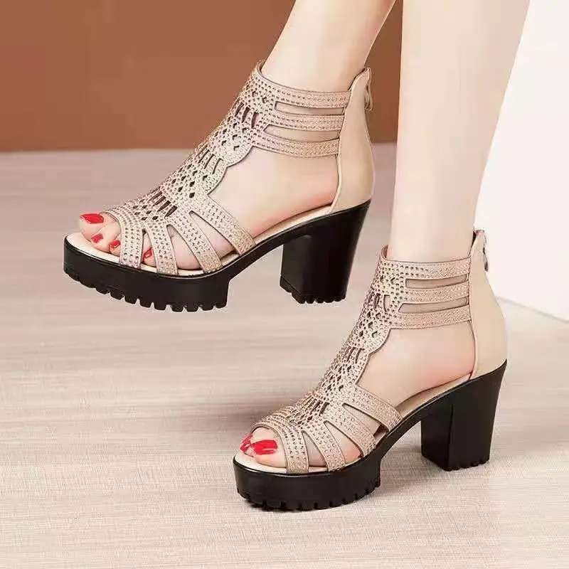 

35-40 2022 Summer High Heels Gladiator Sandals Woman Open Head Sexy Rhinestones Block Heel Platform Shoe Back Zip Women Sandals