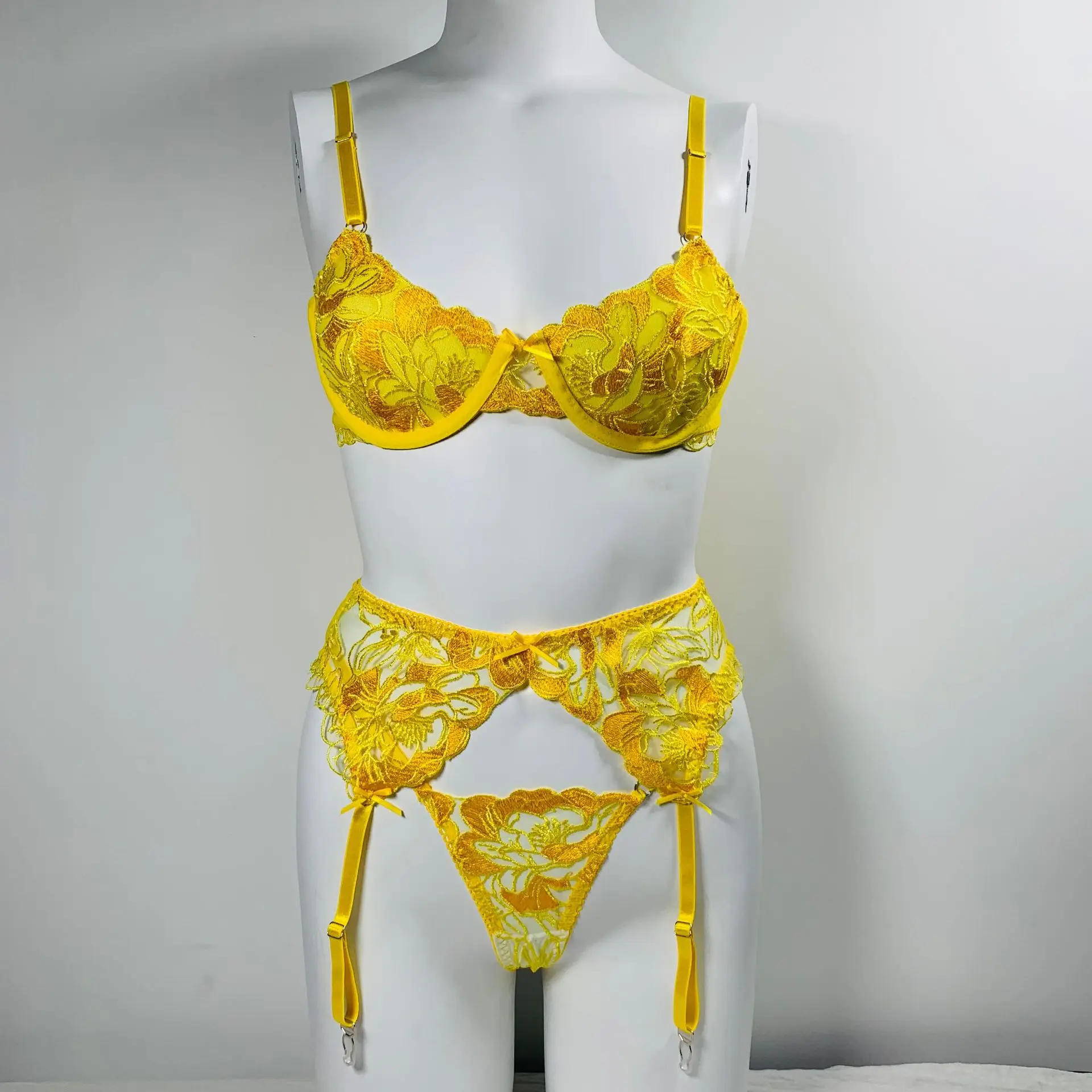 MeiKeDai Lingerie Sexy Underwear 3 Pieces Embroidery Fancy Lace Intimate Sets For Couple Transparent Luxury Yellow Matching Set