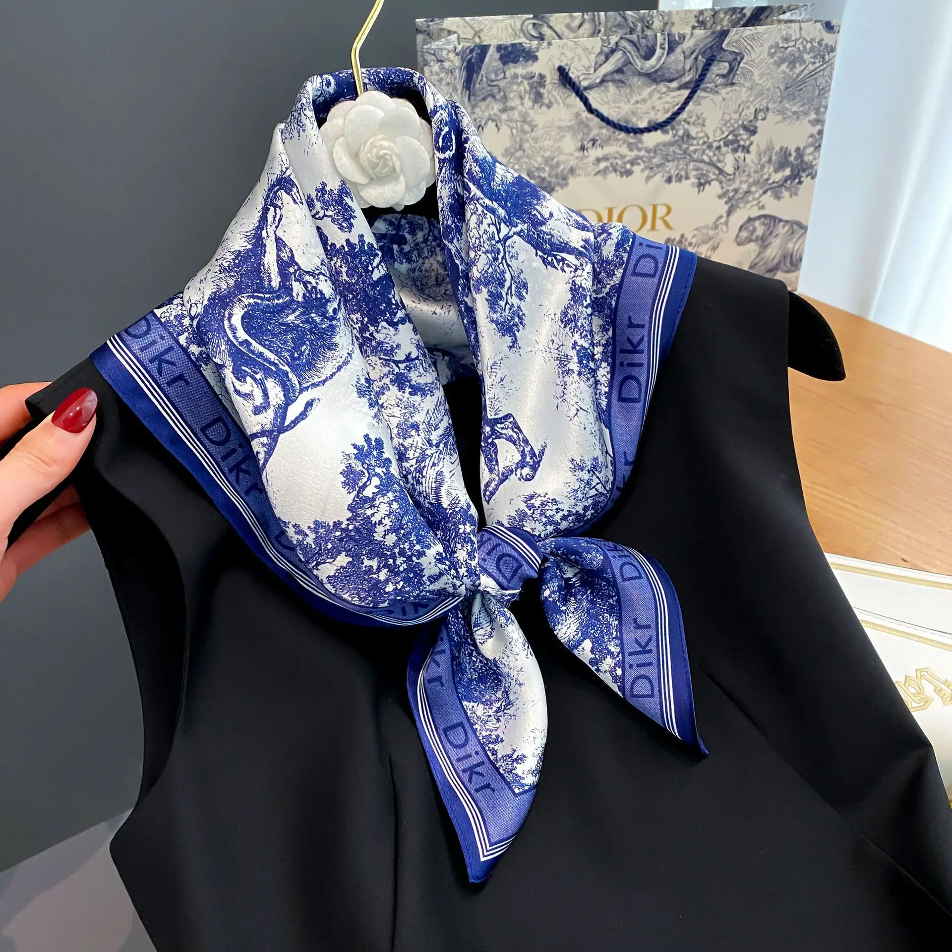 

100% Pure Silk Square Scarf Women Hairband Lady Neck Scarves Luxury Neckerchief Bandana Spring Foulard Female Shawl Elegant 2022