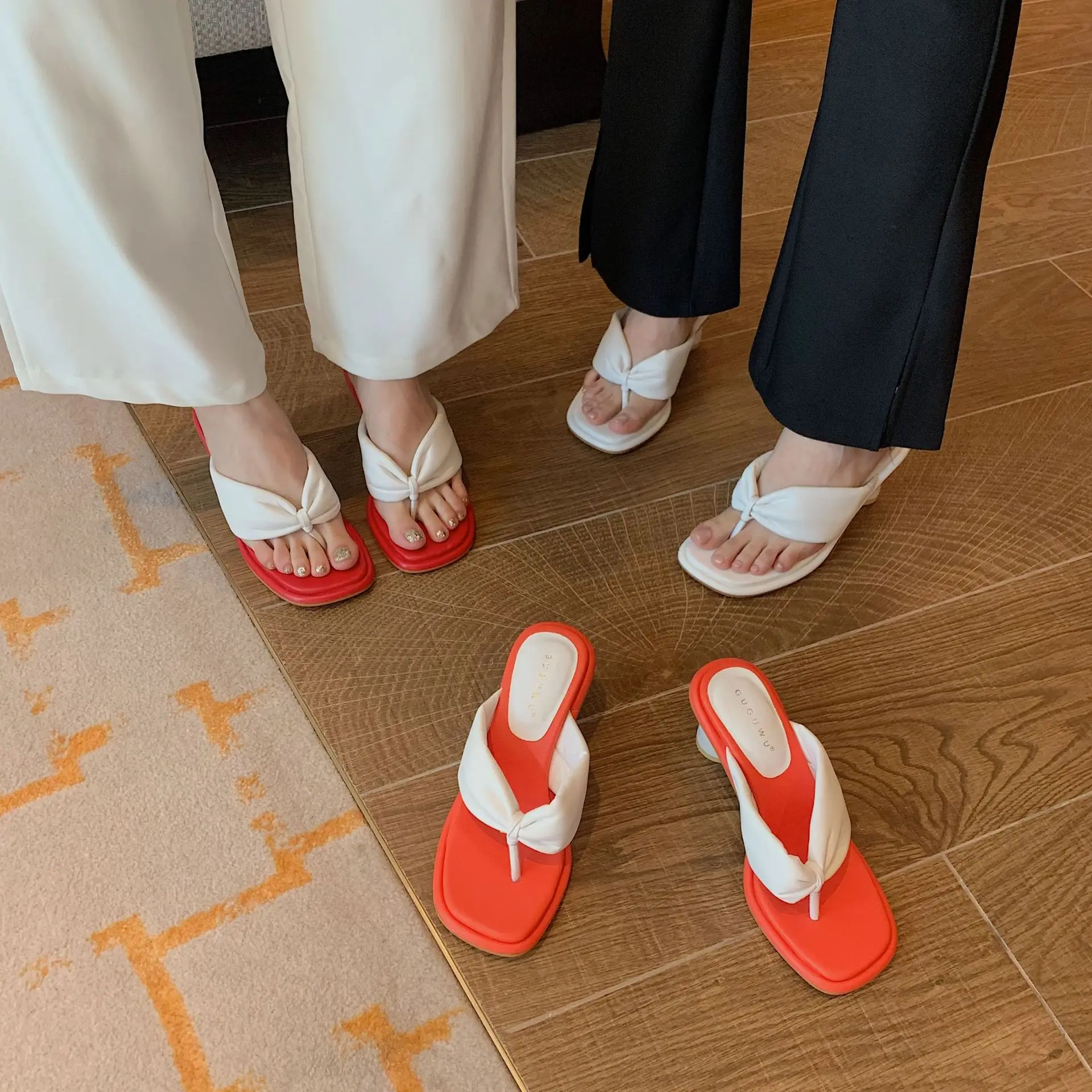 

Мюли женские резиновые на квадратном каблуке, шлепанцы из искусственной кожи, сланцы, Мягкая Повседневная обувь в гавайском стиле, высокий ...