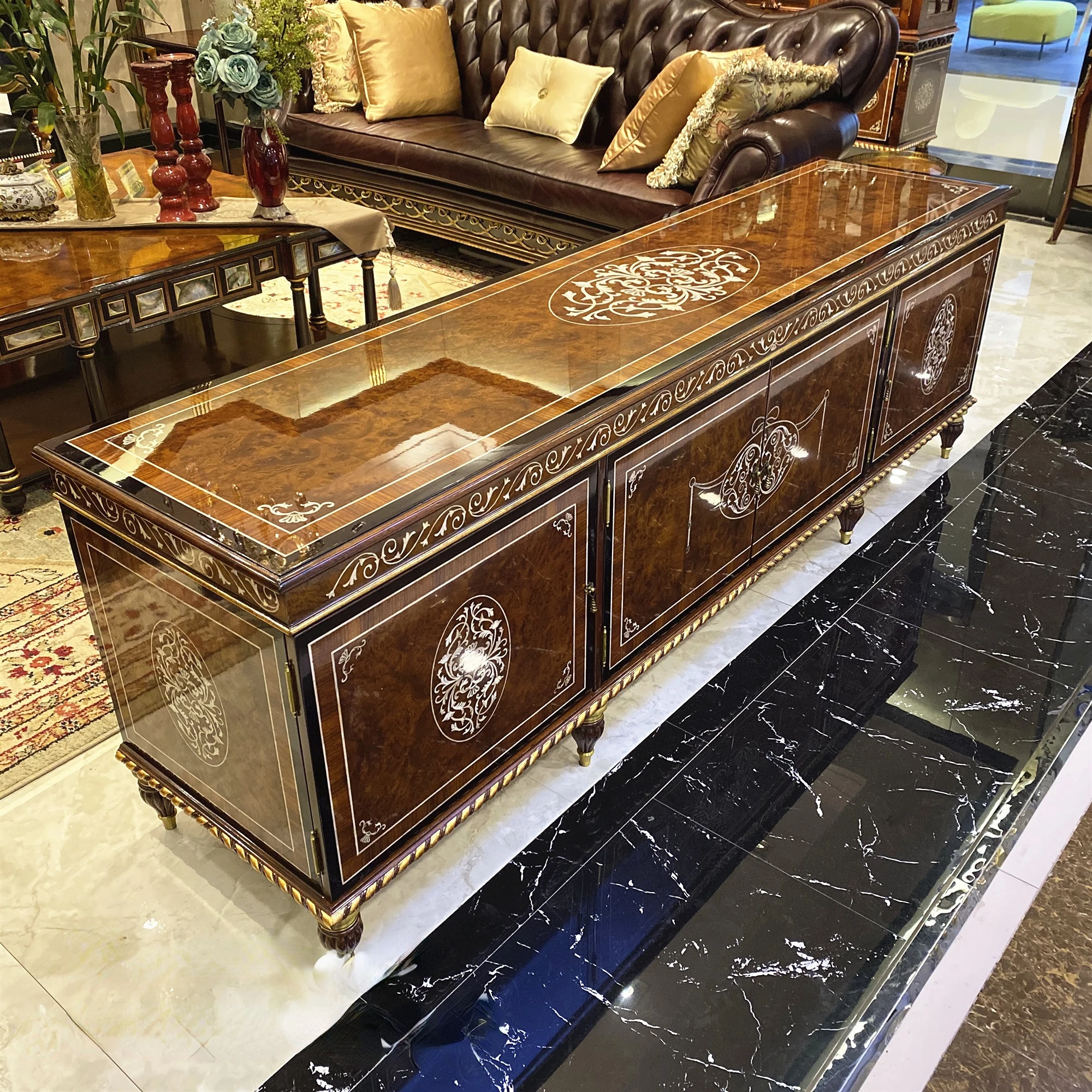 Шкафчик для телевизора шкафчик кино и телевидения британский классический