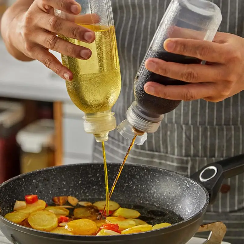 

No Oil Leakage Condiment Squeeze Bottles 1pc Food Grade Salad Sauce Dispenser Quantitative Oil Control Kitchen Gadget Olive Bbq
