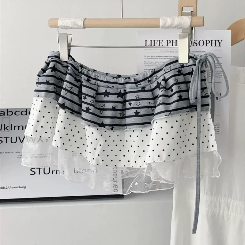 Фото Женская многослойная мини-юбка Y2K с принтом в горошек и звезды, с сетчатым подолом, на резинке, в уличном стиле, цельная юбка-накидка, юбка-обертка №1