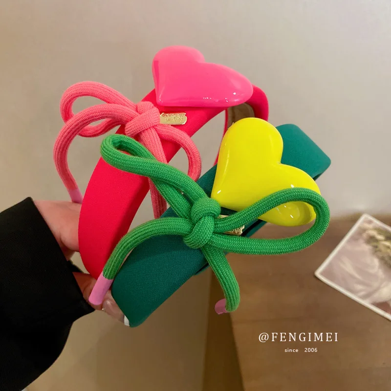 

Alphabet Square Brand Round Bead Bow Love Headband South Korea Sweet Temperament High Skull Top Headband Personality Creative Ha