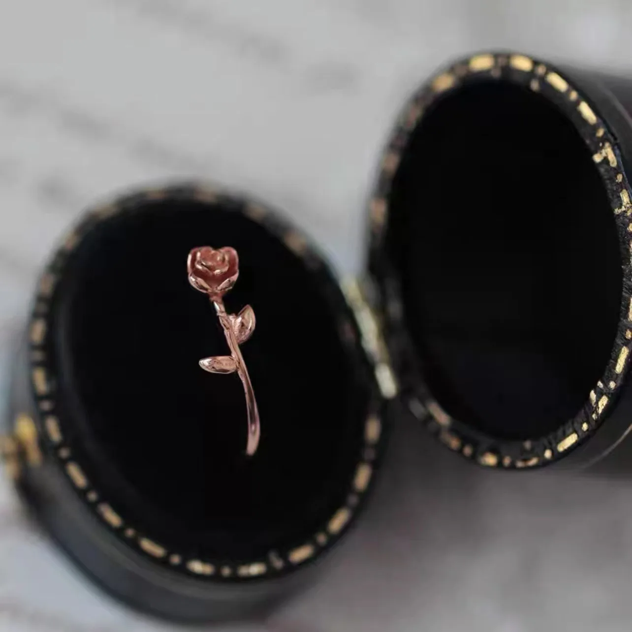 

Rose Index Finger Ring S925 Sterling Silver Plating Light Luxury Ring Women's Fashion Versatile Personalized Fashion Handicrafts